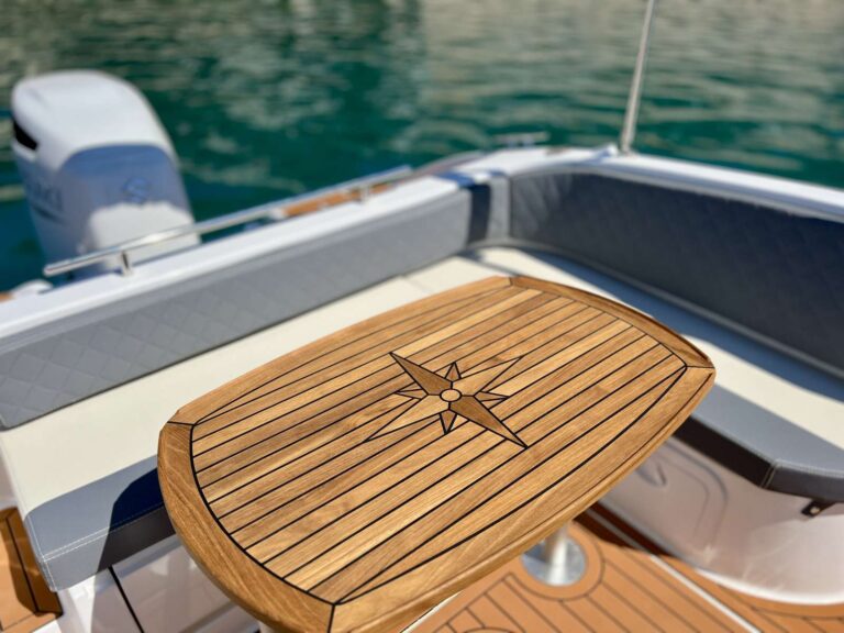 boat-dubrovnik-saver-deck-and-cheers-016